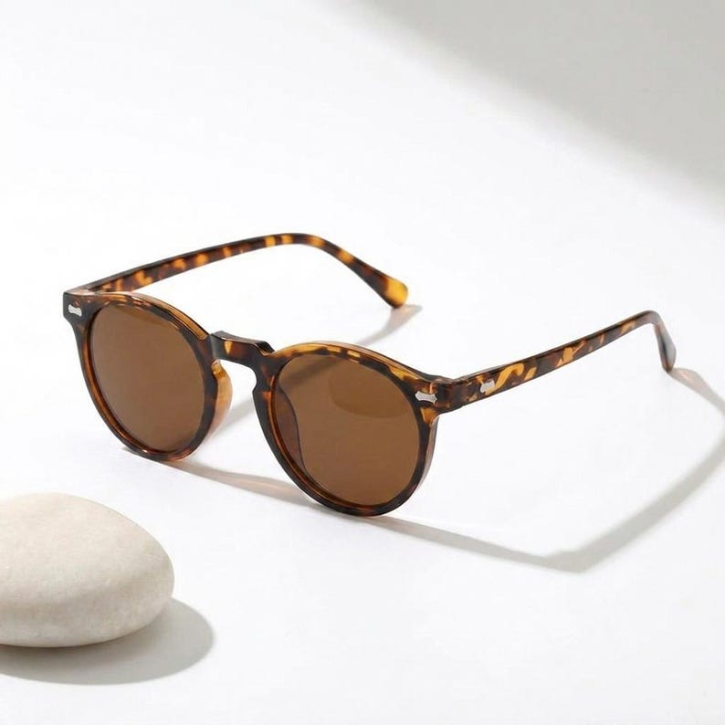 Retro Round Sunglasses - Brown - Gift for friends